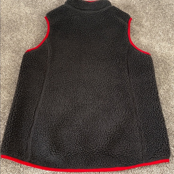 Cinch Red and Gray Fleece Vest - Picture 4 of 4